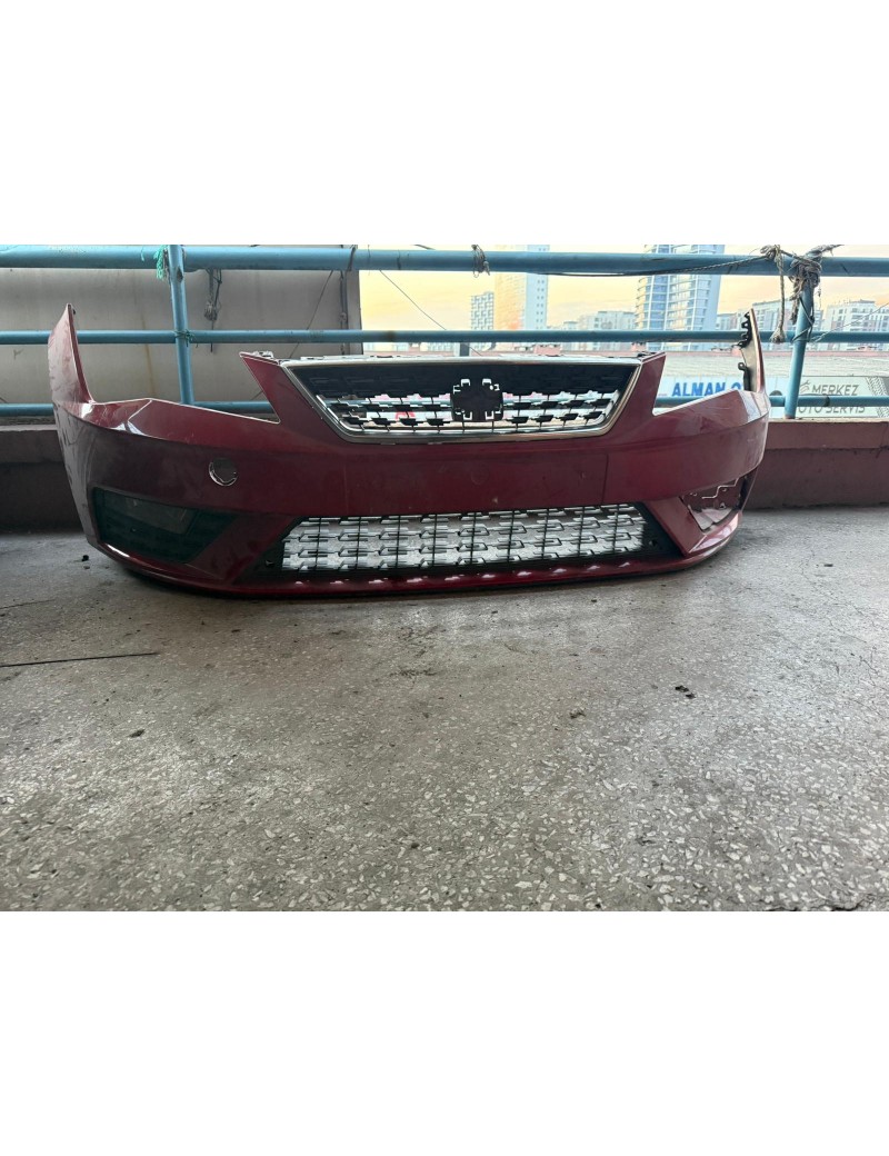 SEAT LEON ÖN TAMPON